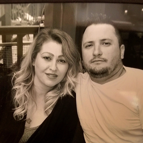 Meet your Posher, Ashley - Picture 2 of 2